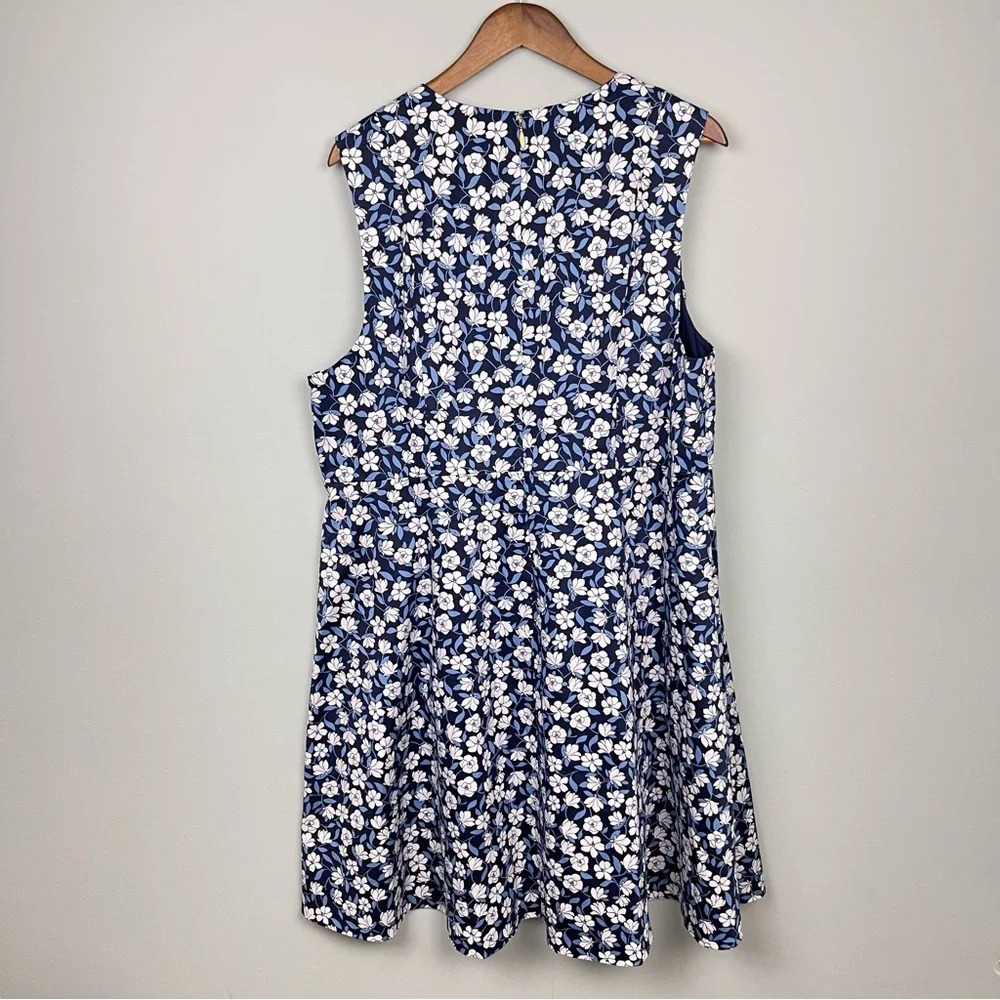 Draper James Floral Love Circle Dress Navy Multi Size 22X - Picture 6 of 8